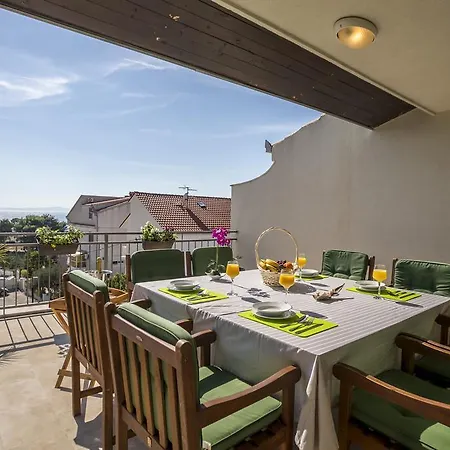 Holiday Petra Holiday home Podstrana